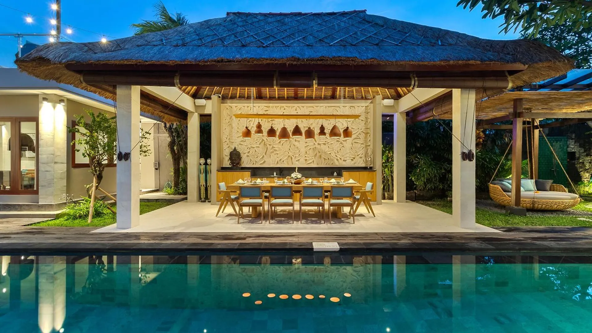 Villa Mahkota Seminyak