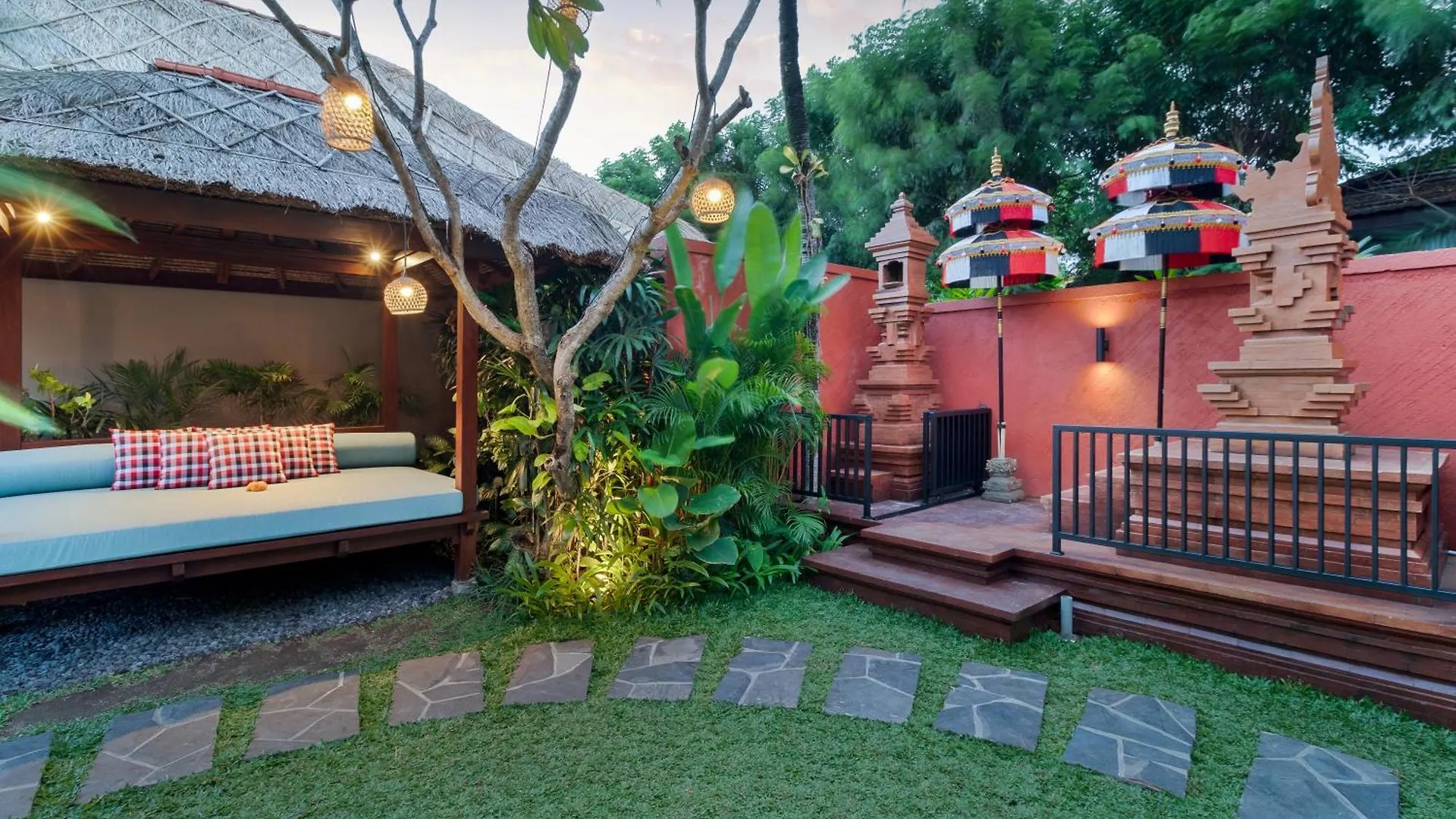Villa Mahkota Seminyak Indonesia