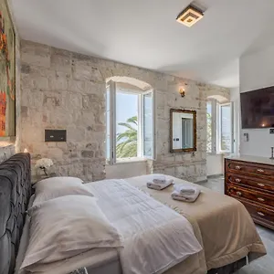 Grand Promenade - Tale Of The Sea Apartment Split